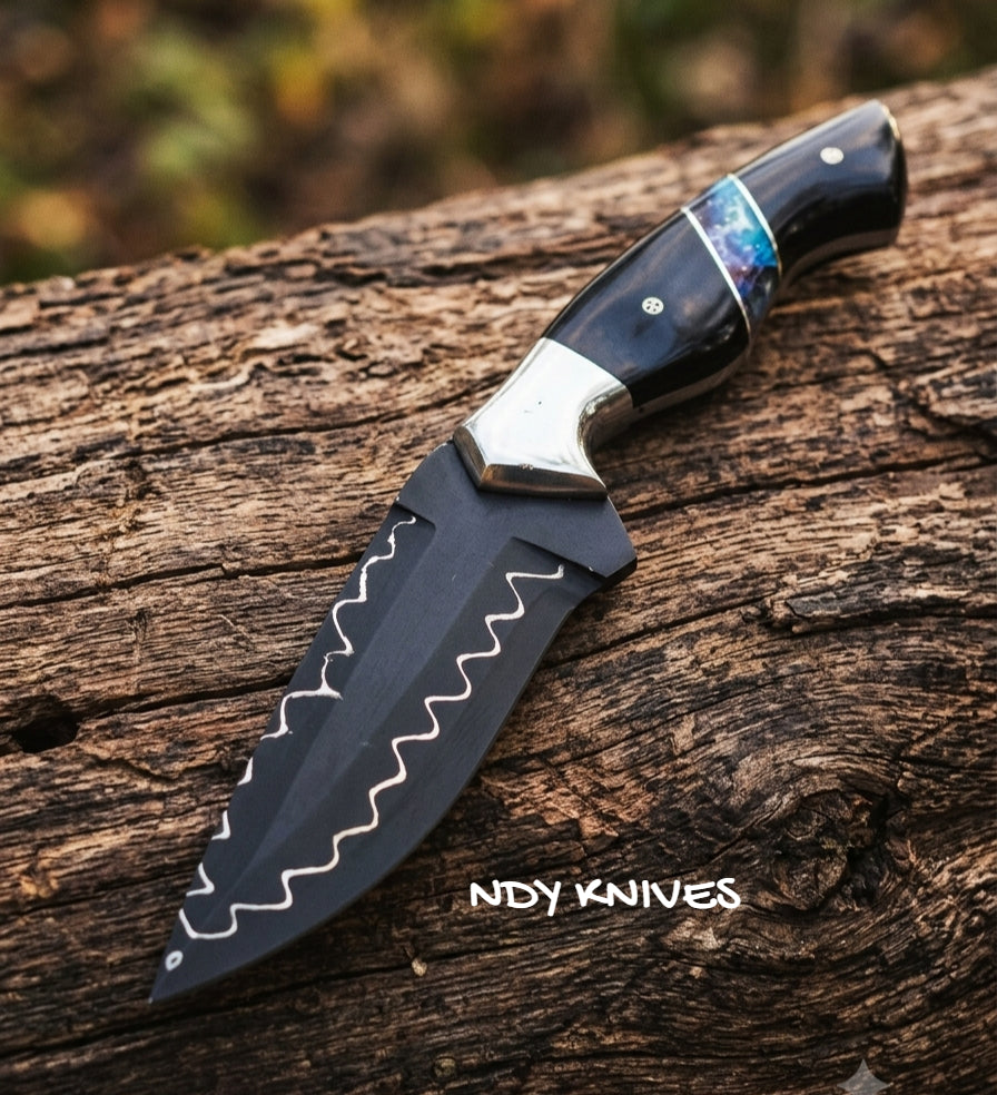 9.5" Black Powder Coated Hunting Knife – Fixed Blade with Bull Horn & Resin Handle