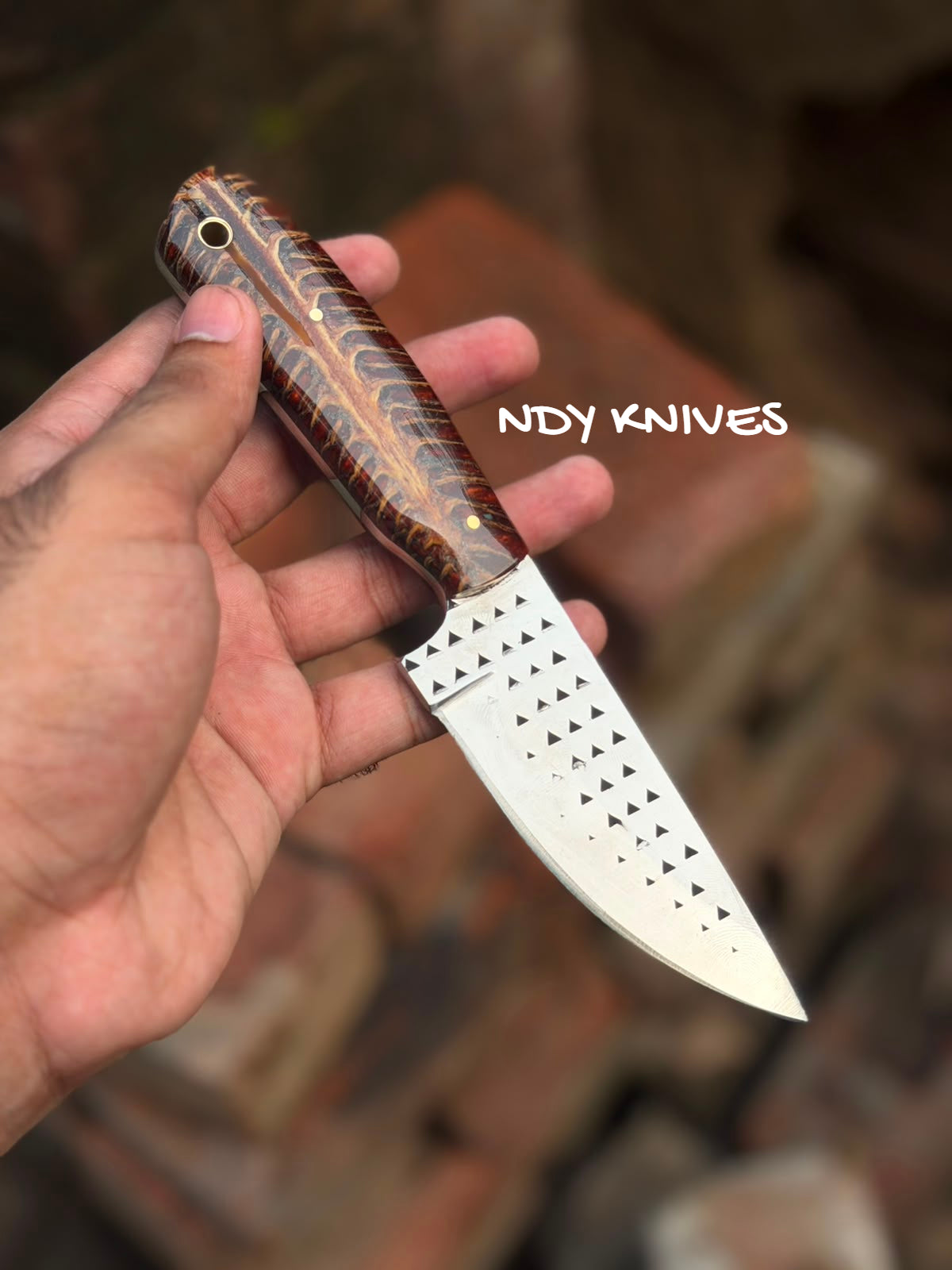 8" High-Carbon Rasp Steel Cowboy Knife with Amber Pinecone Handle