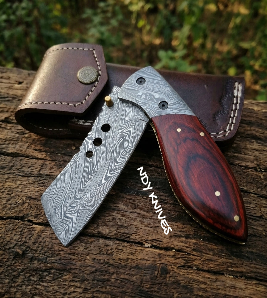 3.5" Hand-Forged Damascus Steel Folding Cleaver Knife – Full-Lock Pocket Cleaver with Pakkawood Handle & Matching Damascus Bolsters