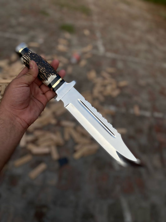 Handmade D2 Steel Hunting Bowie