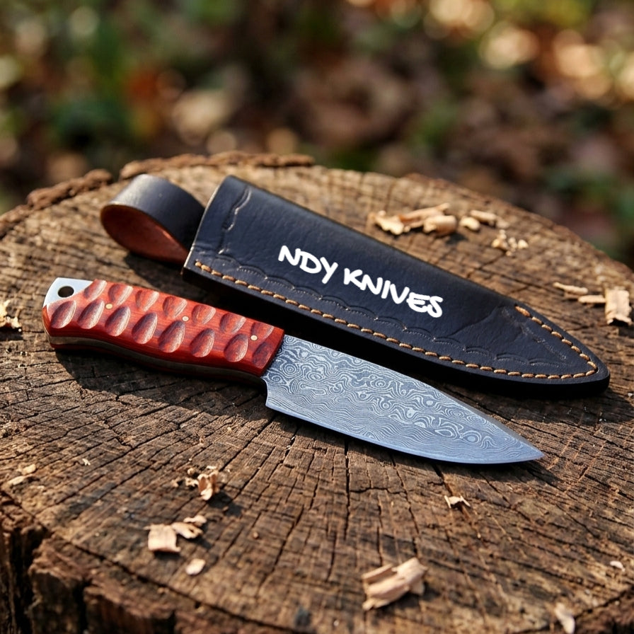 9" Hand-Forged Damascus Steel Hunting Knife – Fixed Blade Tracker Knife with Pakkawood & Genuine Leather Sheath