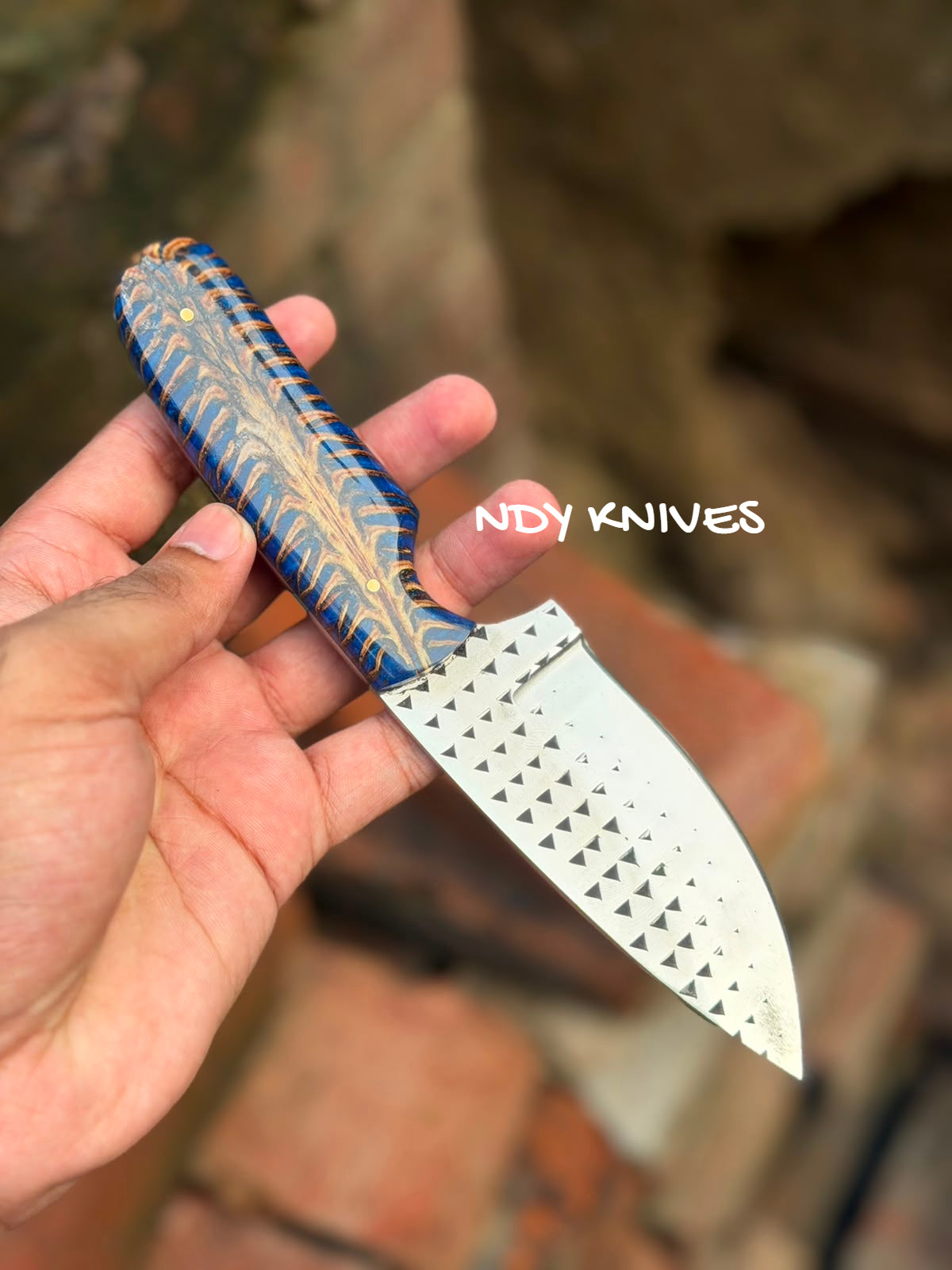 8" High-Carbon Rasp Steel Cowboy Knife with Blue Pinecone Handle