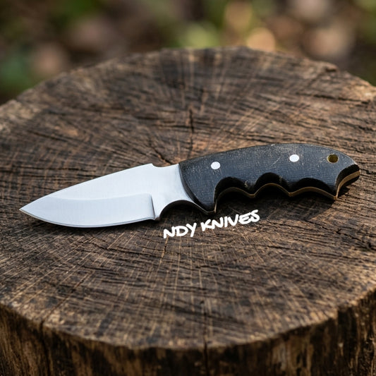 Compact D2 Steel Skinning Knife – Heavy-Duty Full Tang EDC Blade with Textured Micarta Handle & Leather Sheath