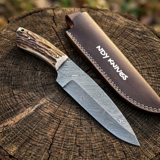 11" Grand Damascus Hunting Knife – Hand-Forged Full-Tang Blade with Authentic Stag Horn Handle & Premium Leather Sheath