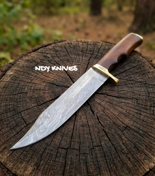 13" Hand-Forged Damascus Steel Bowie Knife – Full-Tang Exhibition Camp Blade with Premium Rosewood Handle & Heavy-Duty Leather Sheath